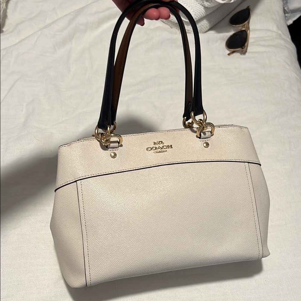 Coach Cream Leather Shoulder Bag with Structured Design
